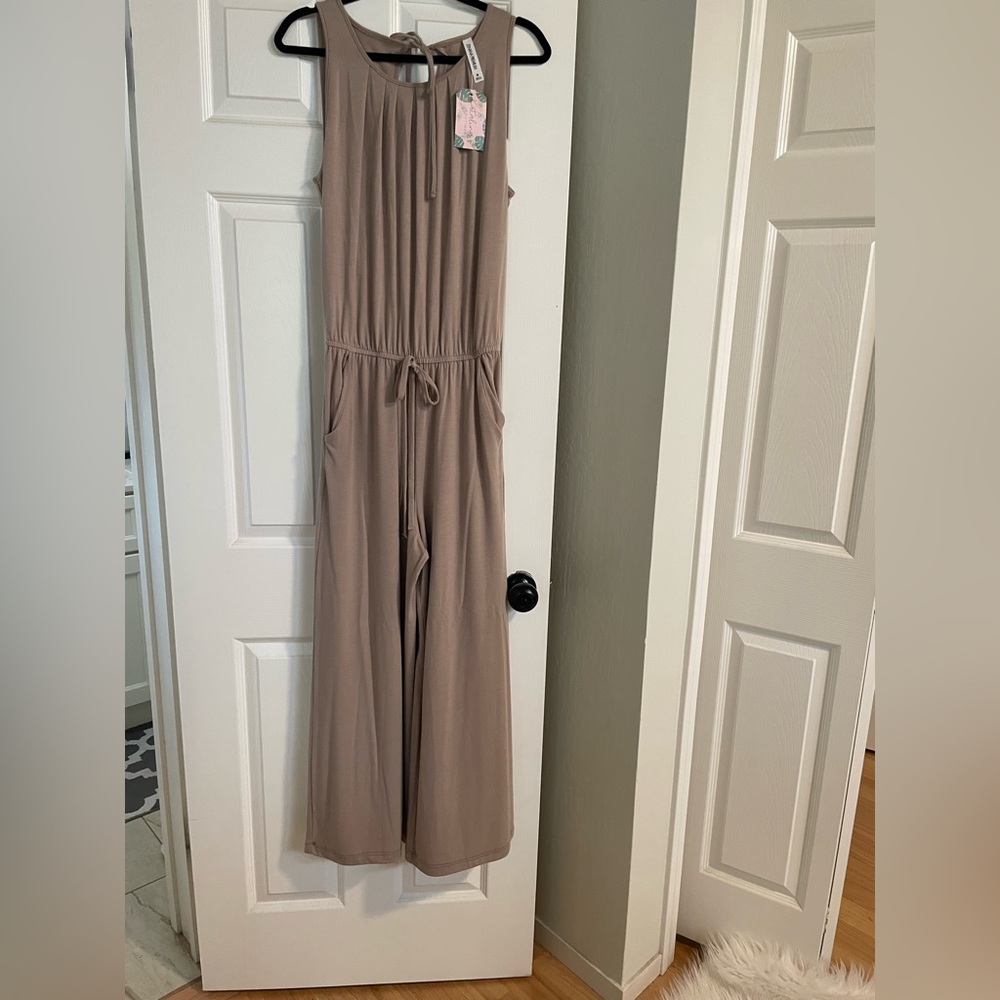 Zenana Outfitters Taupe Jumpsuit